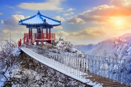 Korea-in-winter-snow.jpg